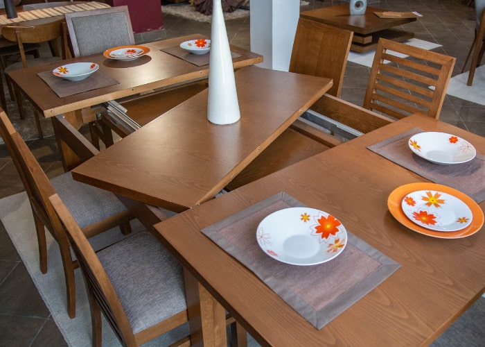 table-milan-min