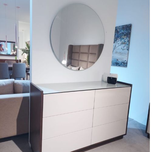 hambre adulte youssef de chez keskes meubles avec commode de6 tsix tiroirs "push to open "